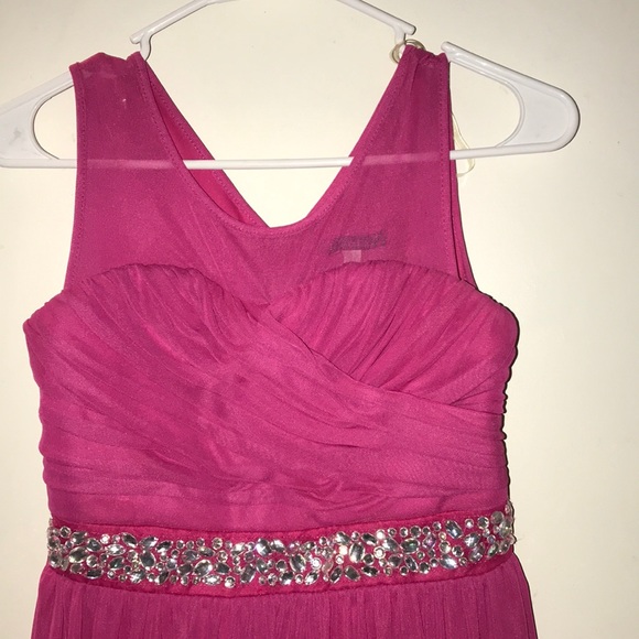 Dress - Picture 3 of 4